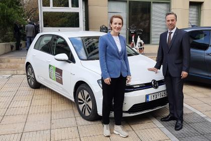 Ένα Volkswagen e-Golf για το Υπουργείο Περιβάλλοντος και Ενέργειας